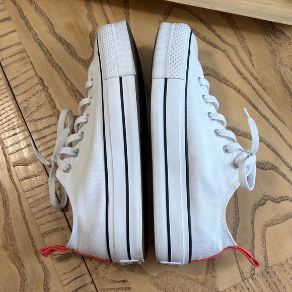 White CONVERSE All Star Platform Low Top Sneakers Size 7.5 (Women’s 9.5) - Picture 8 of 11